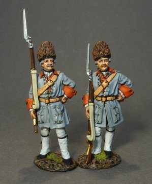 Regiment de Bearn, 2 Grenadiers Waiting in Reserve