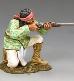 TRW096 Kneeling Officer with Pistol & Carbine by King and Country 
