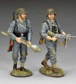 WH060 SPG Crew Members by King & Country 